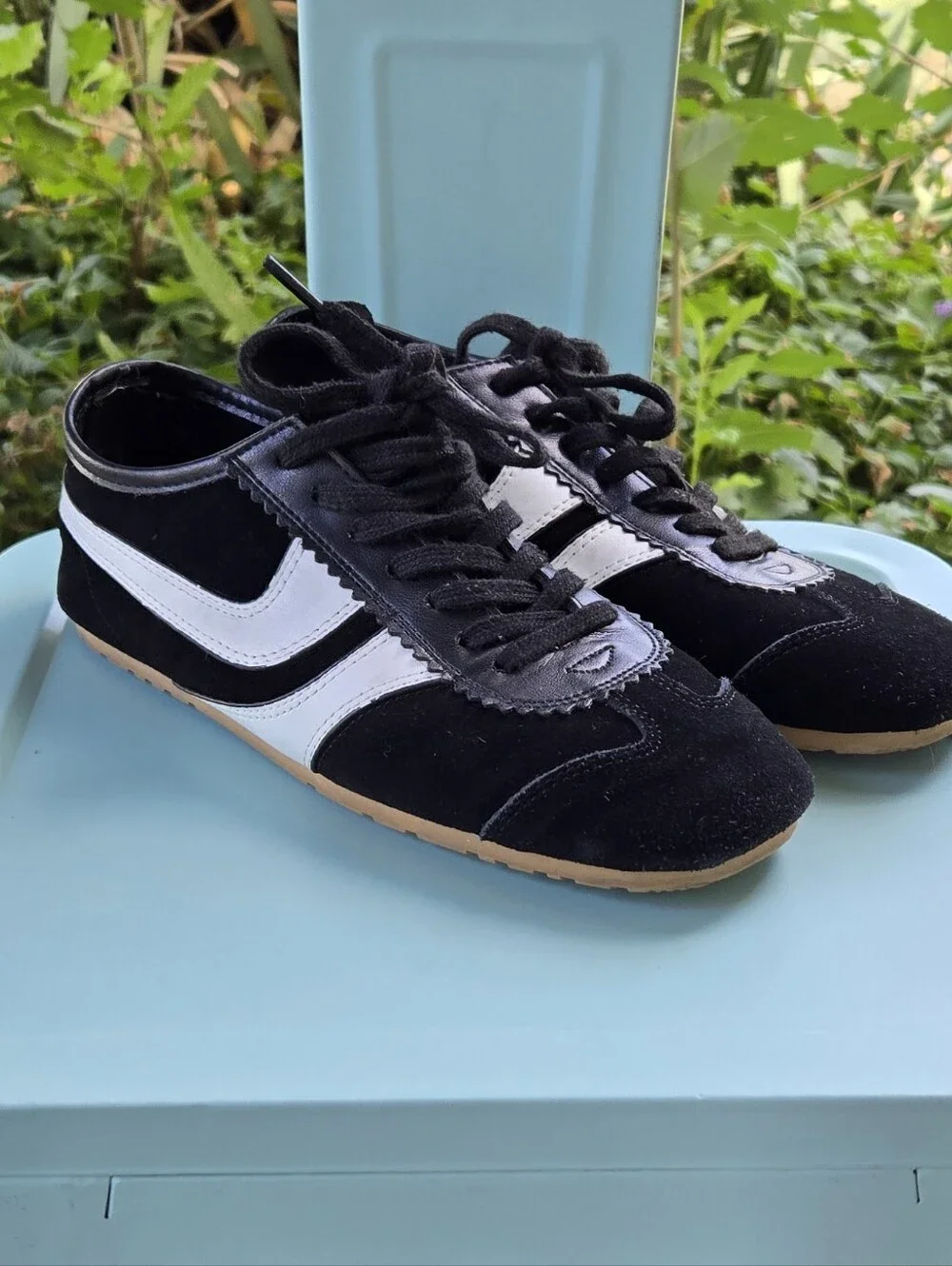 Women's Black and White Low-Profile Lace-Up Sneakers